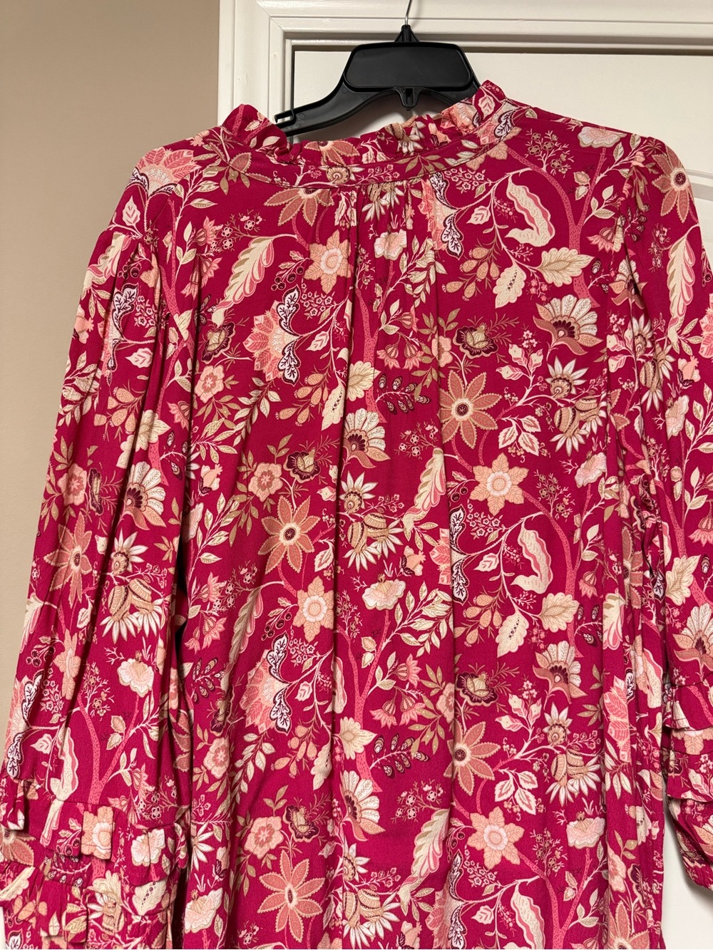Wonderly Floral Button-Up Blouse in Raspberry Floral - Picture 2 of 2